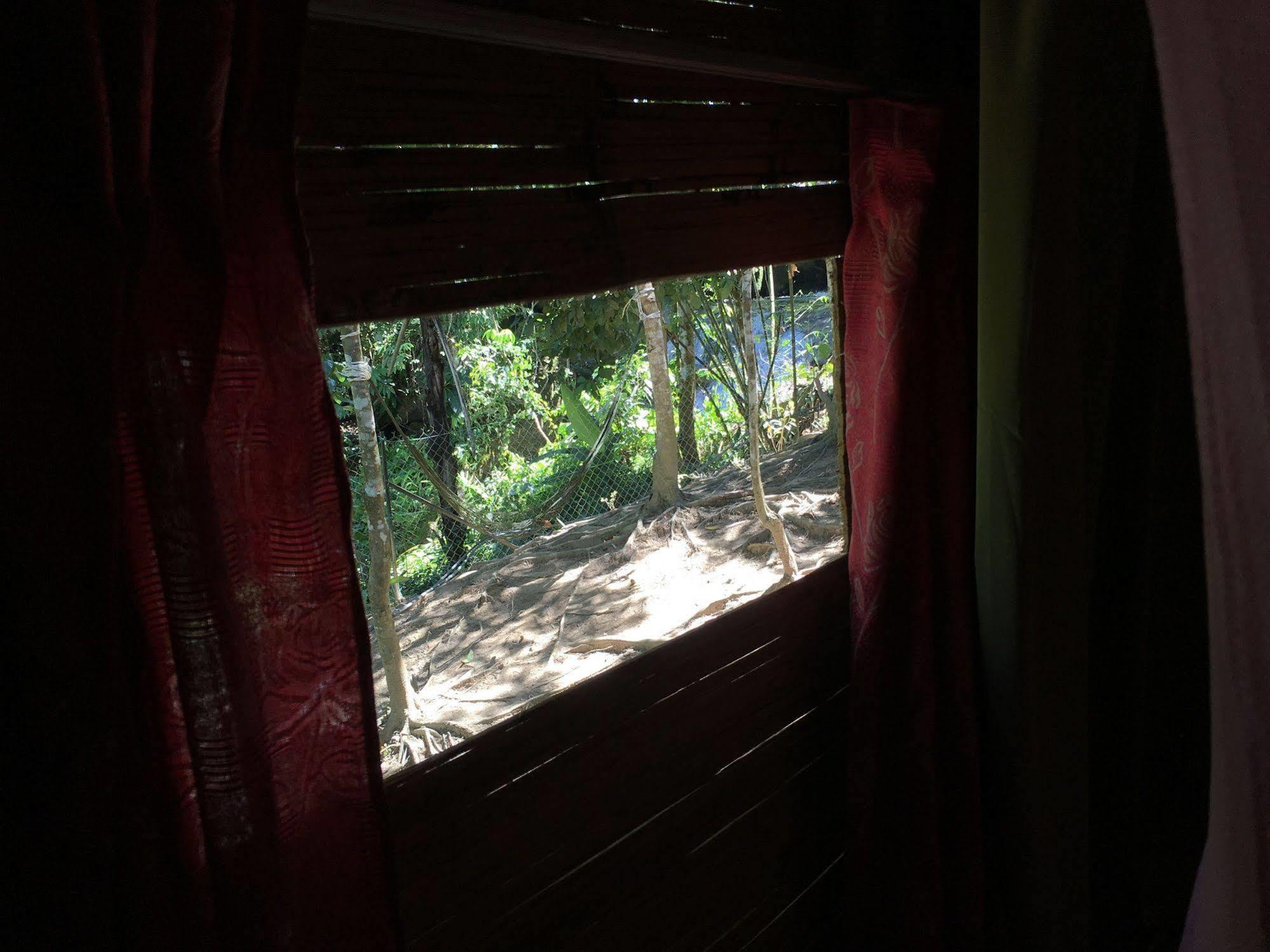 Rain Forest Inn Ringlet Exterior foto